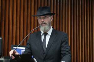 Deputado Tito Barichello é coautor do projeto “Abril Verde e Amarelo” sobre mês de defesa da propriedade privada