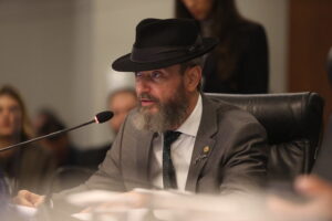 Deputado Delegado Xerifão repudia caso de cárcere e estupro em Araucária e reforça luta por mais segurança para mulheres no Paraná