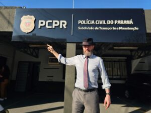 Deputado delegado Barichello entrega 16 novas viaturas à Polícia Civil do Paraná