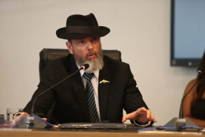 Delegado Barichello levanta debate sobre saúde mental de profissionais da segurança no Paraná