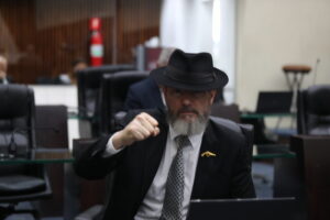 Deputado Delegado Xerifão propõe medidas de prevenção ao crime e fortalecimento da segurança pública no Paraná