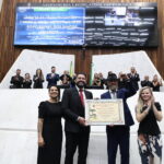 Deputado Delegado Tito Barichello concede título de Cidadão Honorário do Paraná ao bispo Rafael dos Santos Querido