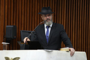 Ministério Público do Paraná registra denúncia do deputado Delegado Barichello contra Luana Piovani por suposta intolerância religiosa