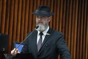 Deputado Delegado Xerifão destaca avanço no reforço do efetivo do Deppen, PMPR e CBMPR aprovado na Alep